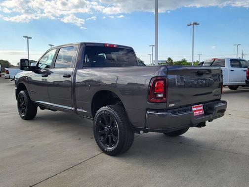 2025 RAM 2500 Big Horn Crew Cab 4x4 6'4' Box