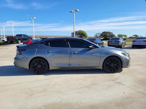 Gun Metallic 2023 Nissan Maxima SR Xtronic CVT