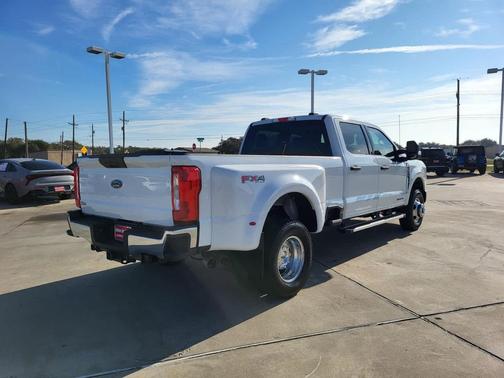 2025 Ford F-350 XLT
