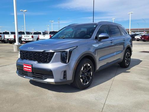 2024 Kia Sorento S