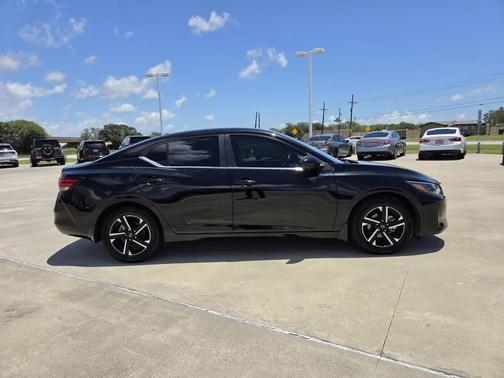 Super Black 2025 Nissan Sentra SV