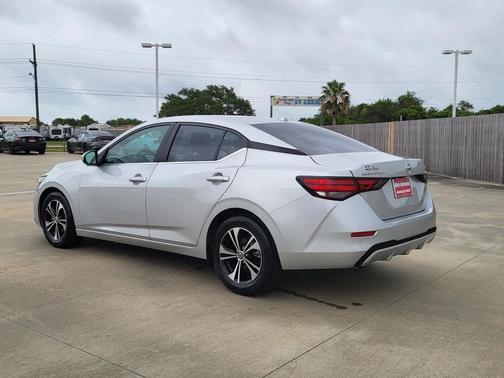 Brilliant Silver Metallic 2023 Nissan Sentra SV