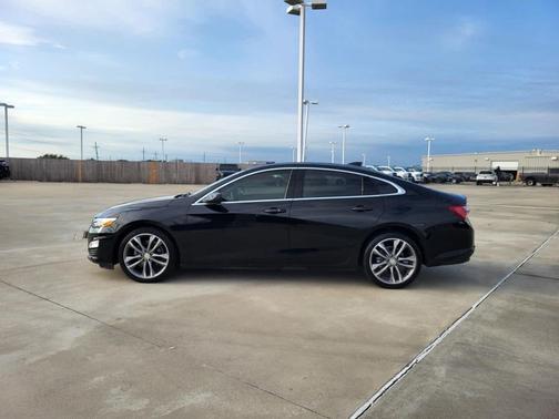 2023 Chevrolet Malibu FWD 2LT