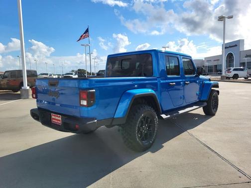 2025 Jeep Gladiator High Tide