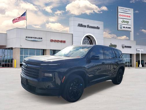 Mosaic Black Metallic 2024 Chevrolet Traverse LS