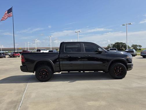 Diamond Black Crystal Pearlcoat 2025 RAM 1500 Rebel