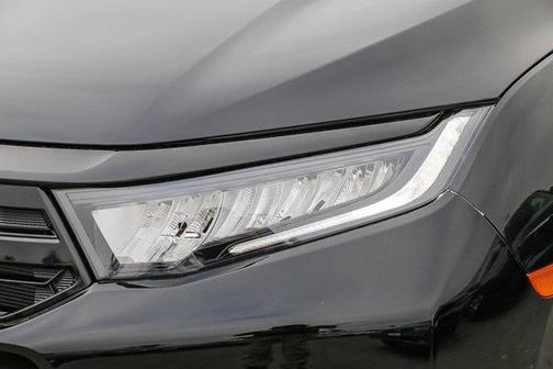 Crystal Black Pearl 2026 Honda Odyssey Touring