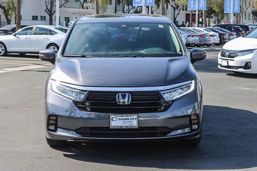 2023 Honda Odyssey 