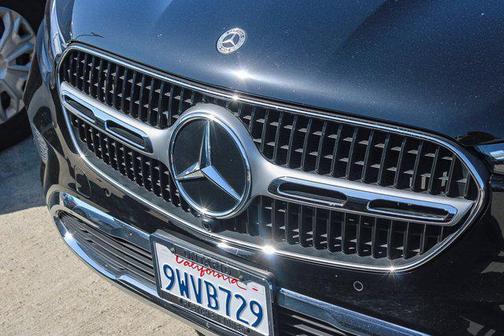 Black 2025 Mercedes-Benz GLC 300 Base