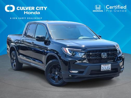 Crystal Black Pearl 2025 Honda Ridgeline