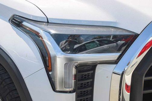 Ice Cap 2023 Toyota Tundra SR5