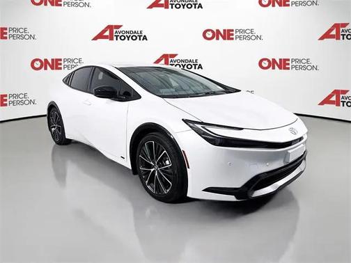 2025 Toyota Prius XLE