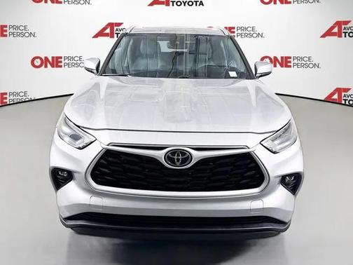 2024 Toyota Highlander XLE