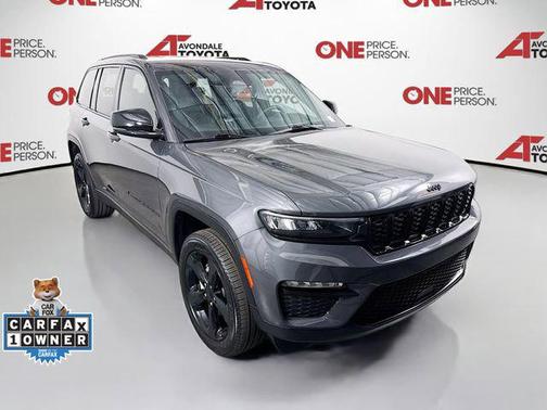 Baltic Gray Metallic Clearcoat 2025 Jeep Grand Cherokee Limited