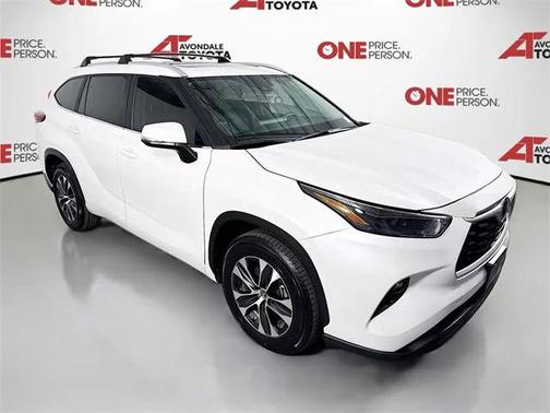 2023 Toyota Highlander XLE