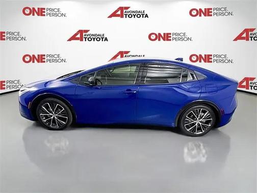 2025 Toyota Prius XLE