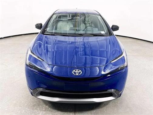 2025 Toyota Prius XLE