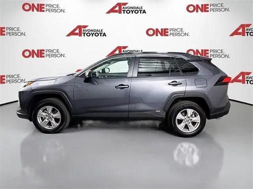 2025 Toyota RAV4 Hybrid LE