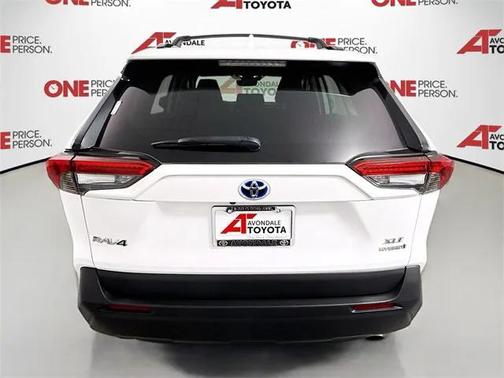 2024 Toyota RAV4 Hybrid XLE