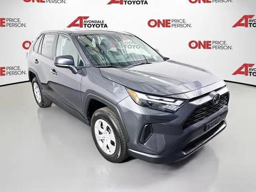 2025 Toyota RAV4 LE