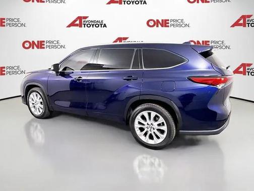 2022 Toyota Highlander Hybrid Limited