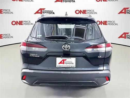 2026 Toyota Corolla Cross LE