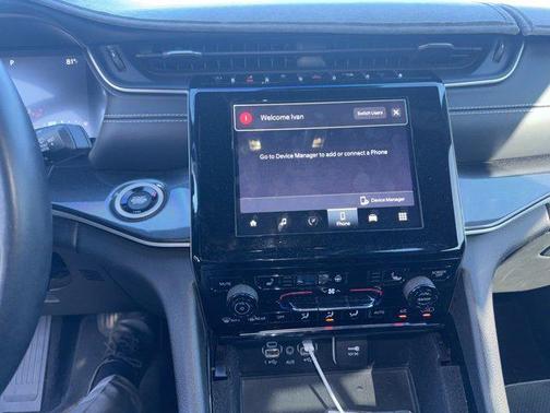 2021 Jeep Grand Cherokee L Laredo