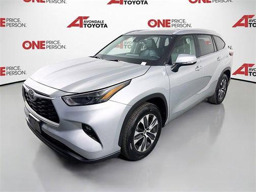 2025 Toyota Highlander XLE
