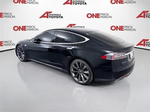2016 Tesla Model S 70D
