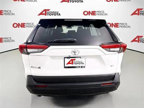 2024 Toyota RAV4 LE