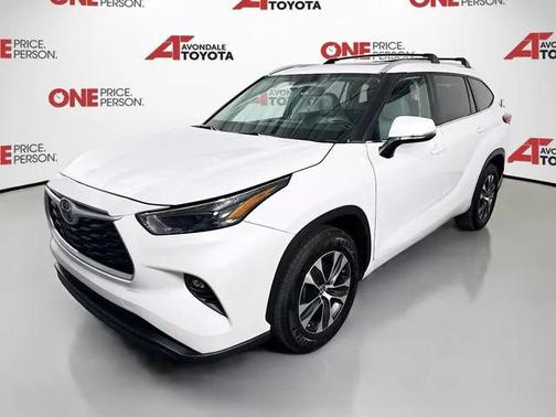 2023 Toyota Highlander XLE