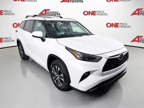 2023 Toyota Highlander XLE