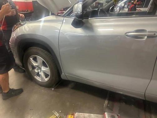 2023 Toyota Highlander LE