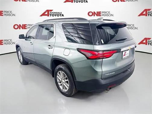 2022 Chevrolet Traverse LT Cloth
