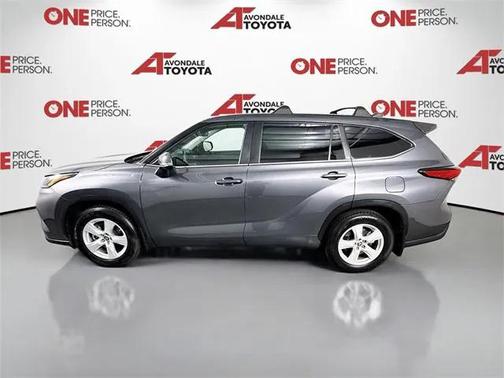 2023 Toyota Highlander LE