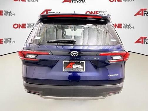 Blueprint 2025 Toyota Grand Highlander Limited