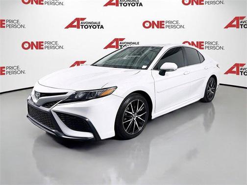 2022 Toyota Camry SE