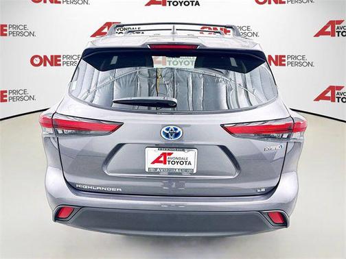 2023 Toyota Highlander Hybrid LE