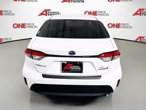 2024 Toyota Corolla Hybrid LE