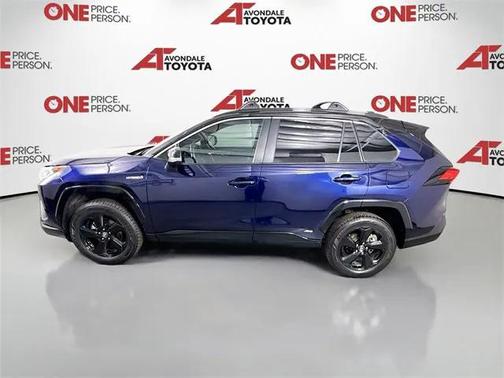 2020 Toyota RAV4 Hybrid SE
