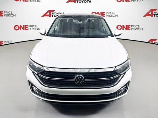 Opal White Pearl 2024 Volkswagen Jetta 1.5T SEL