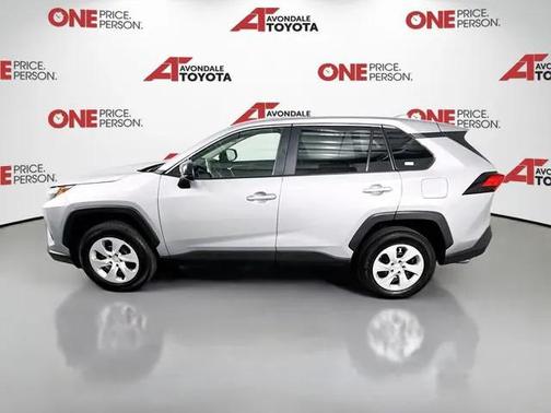 2025 Toyota RAV4 LE
