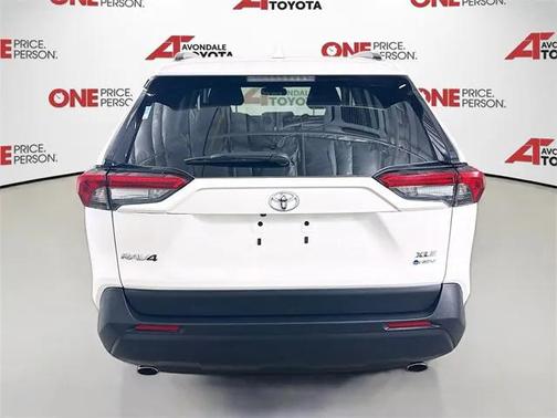 2025 Toyota RAV4 Hybrid XLE