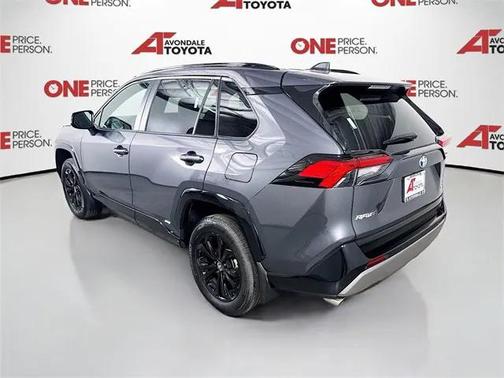 2024 Toyota RAV4 Hybrid SE