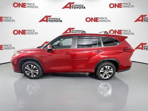 Ruby Flare Pearl 2023 Toyota Highlander XLE