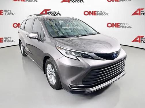 2024 Toyota Sienna Limited