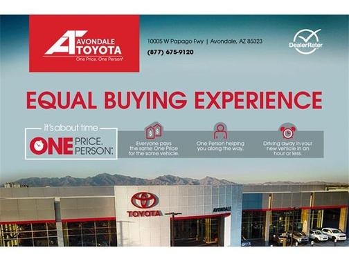 Photo 3 of 32 of 2021 Toyota Camry LE