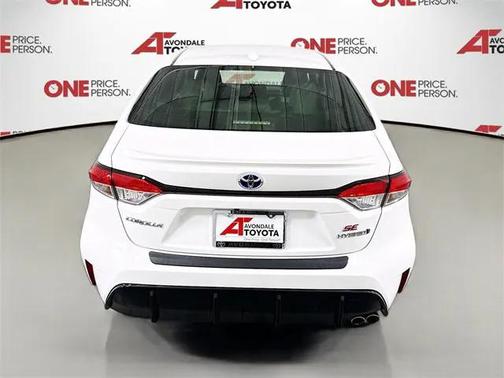 2024 Toyota Corolla Hybrid SE