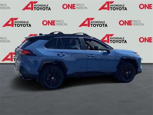 2024 Toyota RAV4 Hybrid SE