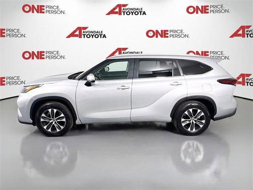 2025 Toyota Highlander XLE
